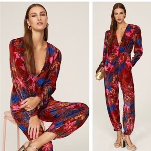 FARM Rio Velvet Red Floral Print
Snake Garden Boho Jumpsuit size M